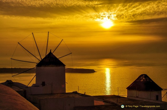 Sunset in Oia, Santorini