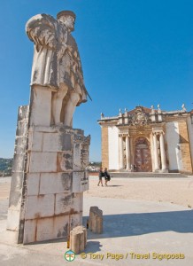 King João III and Biblioteca Joanina