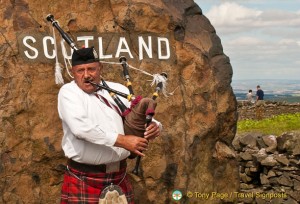A Scottish Piper at the Border