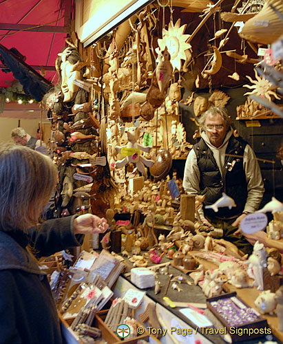 More woodwork - Cologne Weihnachtsmarkt
