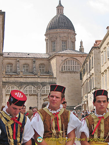 Performance in front of Dubrovnik City Hall