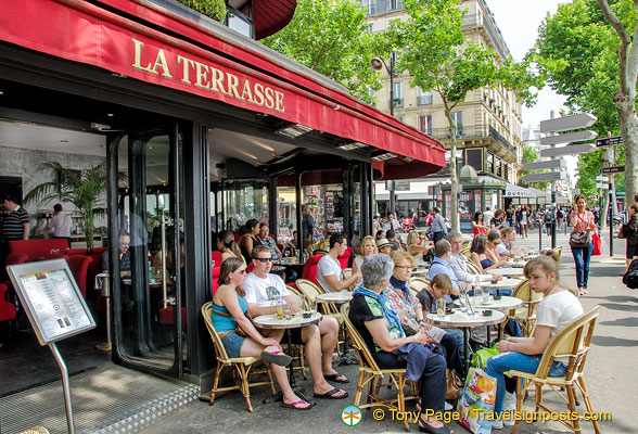 La Terrasse at the Ecole Militaire metro stop, just around the corner from rue Cler