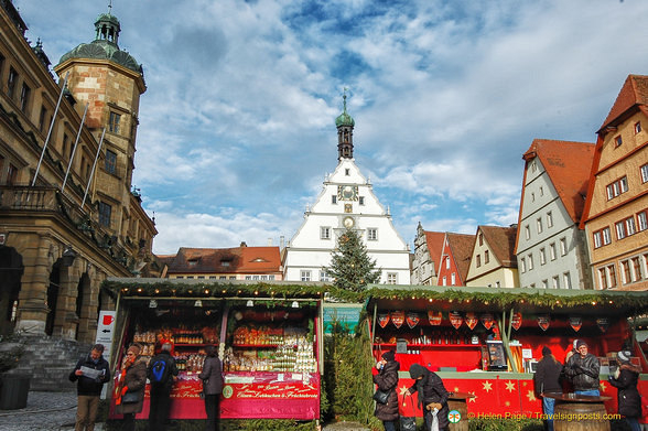 Rothenburg Christmas market on the Marktplatz