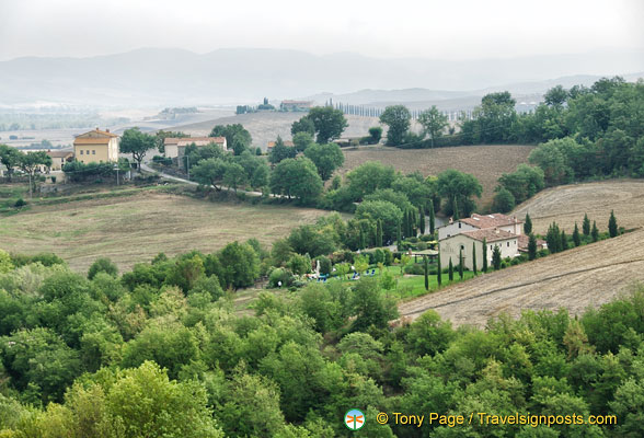 The rolling valleys of Val d'Orcia
