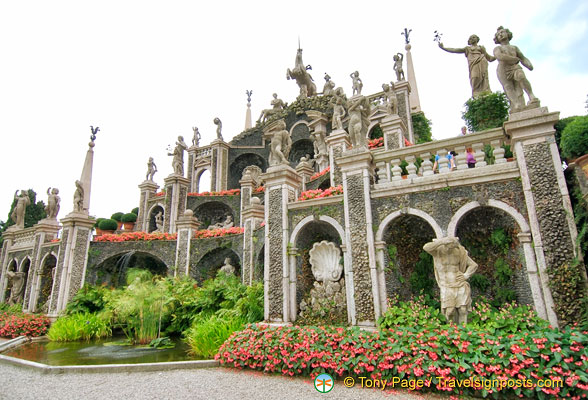 The amphitheatre of Isola Bella formal gardens