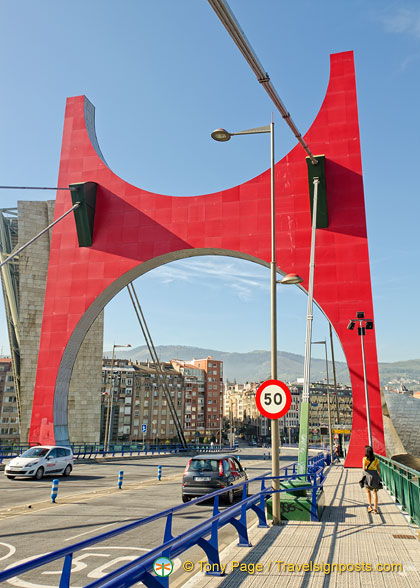 Guggenheim Bilbao: Red Arches on La Salve Bridge