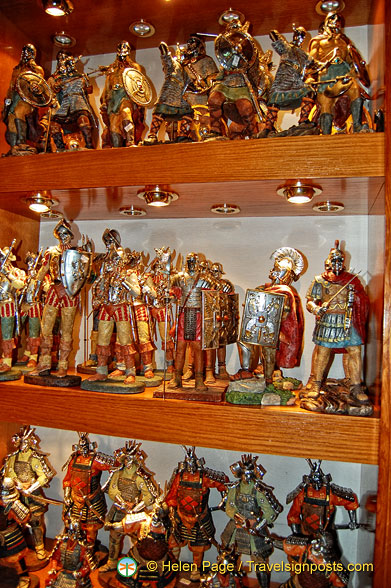 Warrior figurines 