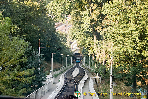 Funicular railway from the port to Kyiv (Kiev) city