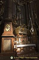 The altar to the right is dedicated to St. Benedict but the sarcophagus is empty.
[Abbey Church - Melk Benedictine Abbey - Aust