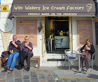 Willy Wallers Ice Cream factory