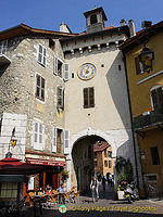 Sainte-Claire Gate was part of the old fortifications protecting the entrance to Annecy.