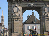 Beaune gateway