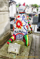 This cat was created by Niki de Saint Phalle for the grave of Ricardo Menon, her assistant