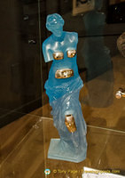 Dalí Sculpture - Venus de Milo aux Tiroirs