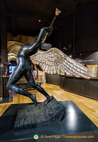 Dalí Sculpture - Triumphant Angel