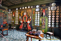 The Chinese Drawing Room replicates Hauteville Fairy, Juliette Drouet's home on Guernsey which Victor Hugo designed.