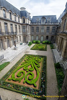 The beautiful courtyard of the Musée Carnavalet