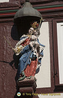 Statue of Mary with baby Jesus