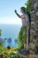 Emperor Augustus was first emperor to land on Capri