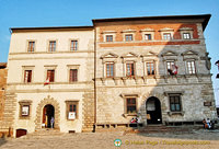 Palazzo Contucci on Piazza Grande