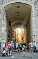 Porta Santa Susanna