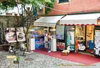 More shops in Portofino