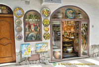 Le Ceramiche di Maria Grazia, a pottery shop on Via Pasitea