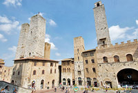 Towers around the Piazza Duomo in San Gimignano