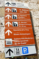 Signpost to San Gimignano attractions