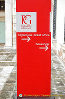 Palazzo Grimani ticket office and bookshop