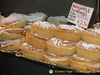 Mandorle - almond pastries