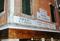 Venice street signs