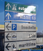 Venice road sign