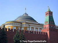 Senate Tower - There are 19 towers in the walls of the Kremlin