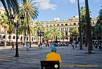 Placa Reial - an elegant and lively square in the Barri Gotic