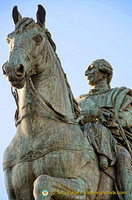 Statue of King Carlos III
