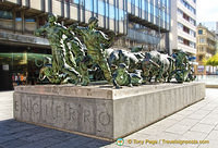 Monument to the Pamplona Encierro