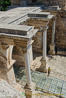 It is believed that statues of Emperor Hadrian and his family decorate the top level of Hadrian's Gate