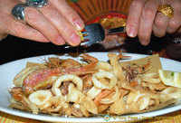 seafood-pasta_588.jpg
