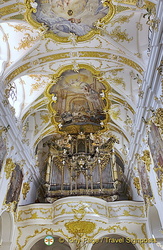 Alte Kapelle organ