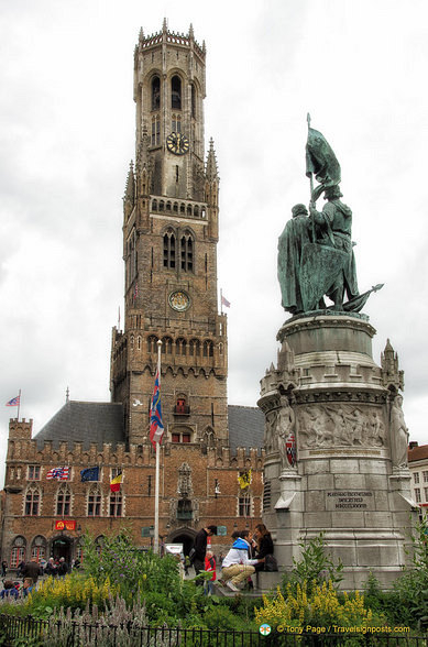 Grote-Markt-Statues