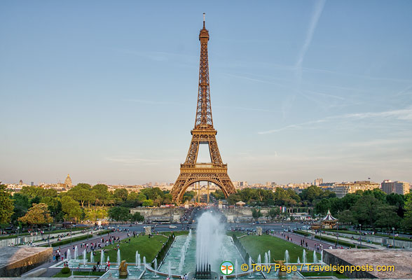 Eiffel Tower | La Tour Eiffel | Paris Attractions