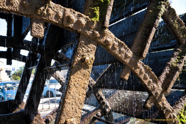 L'Isle-sur-la-Sorgue water wheels