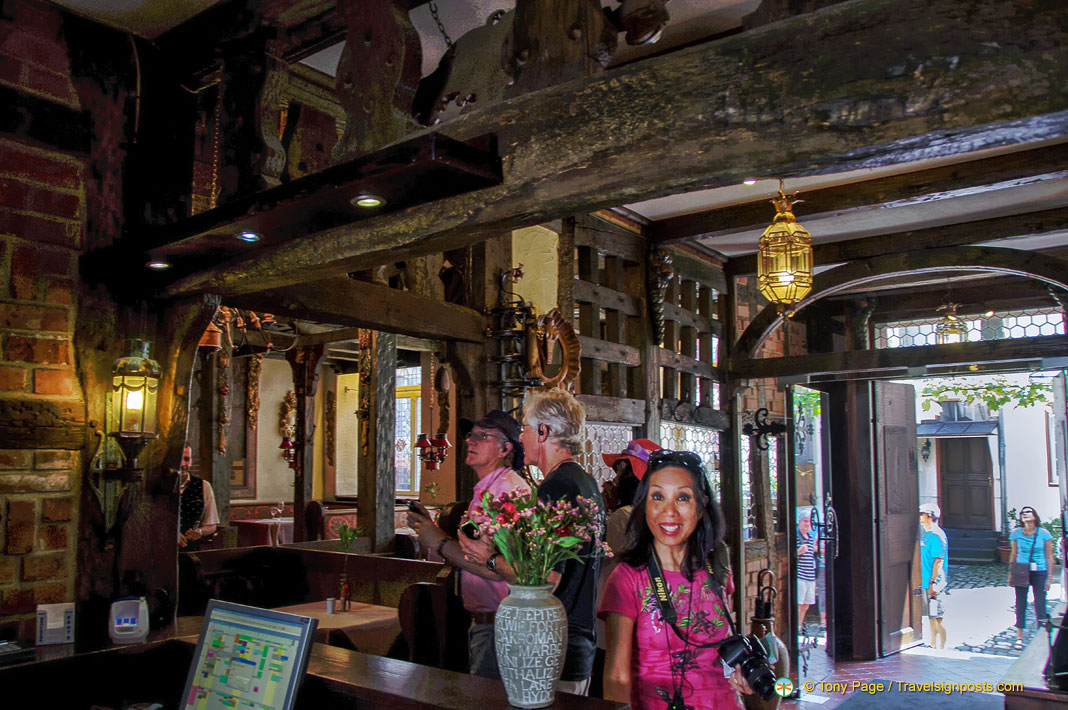 Hotel Doctor Weinstube - A Bernkastel Hotel and Attraction