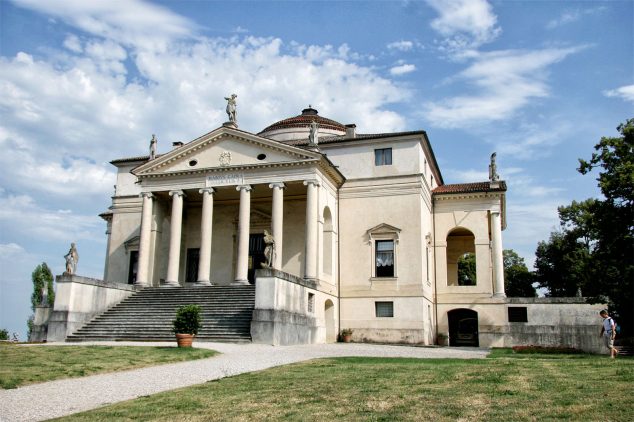 Villa Rotonda by Palladio Photo http://www.trekearth.com/members/Quino1/