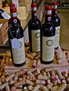 Chianti Classico - look for the "Gallo Nero"