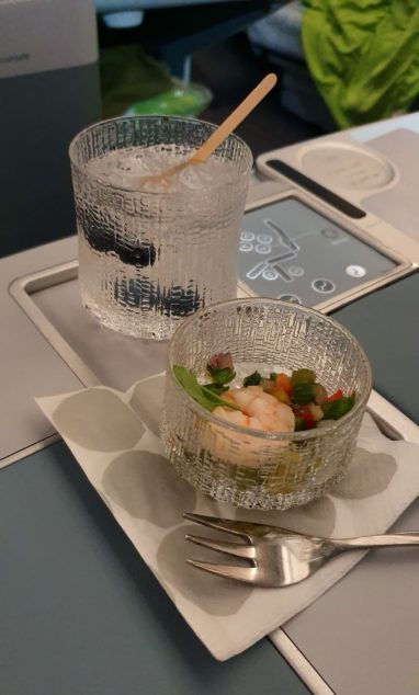 Finnair Pre-dinner drinks