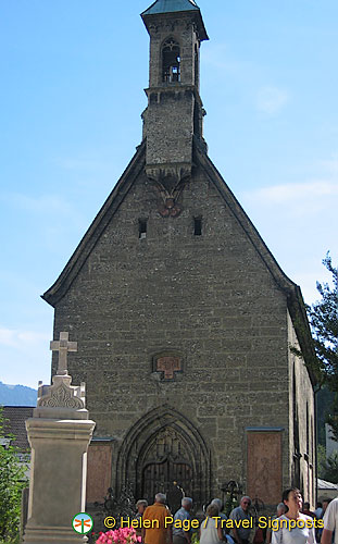 St. Margaret's Chapel - a Gothic building in St Peter's Cemetery