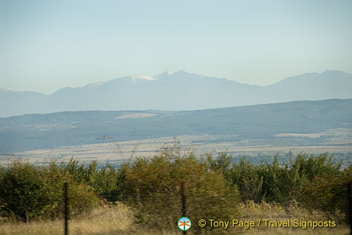 Veliko Turnovo to Sofia