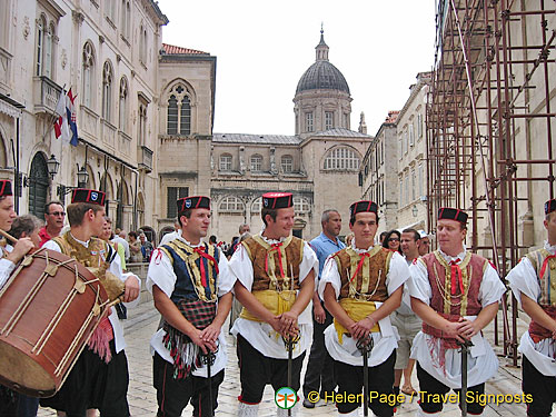 Picture of watch guards with Dubrovnik Cathedral in the background